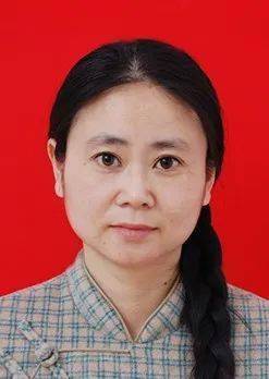 李彩霞宫永臻,女,汉族,1972年8月生,乳山市崖子镇马石店村人.