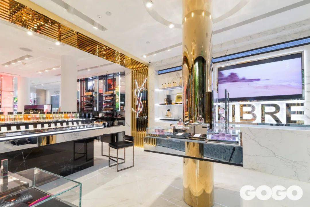 全球首家ysl圣罗兰香水主题旗舰店惊喜登陆新天地