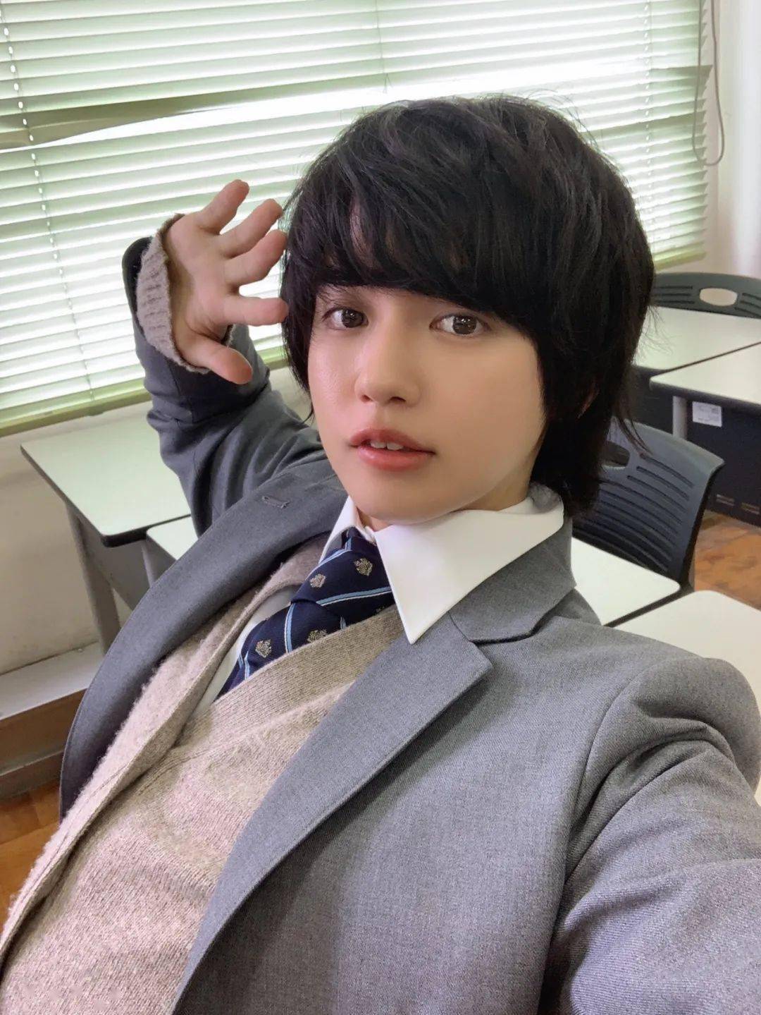 全网直男为之疯狂:我要她的全部信息,什么?是男孩子?_栗山