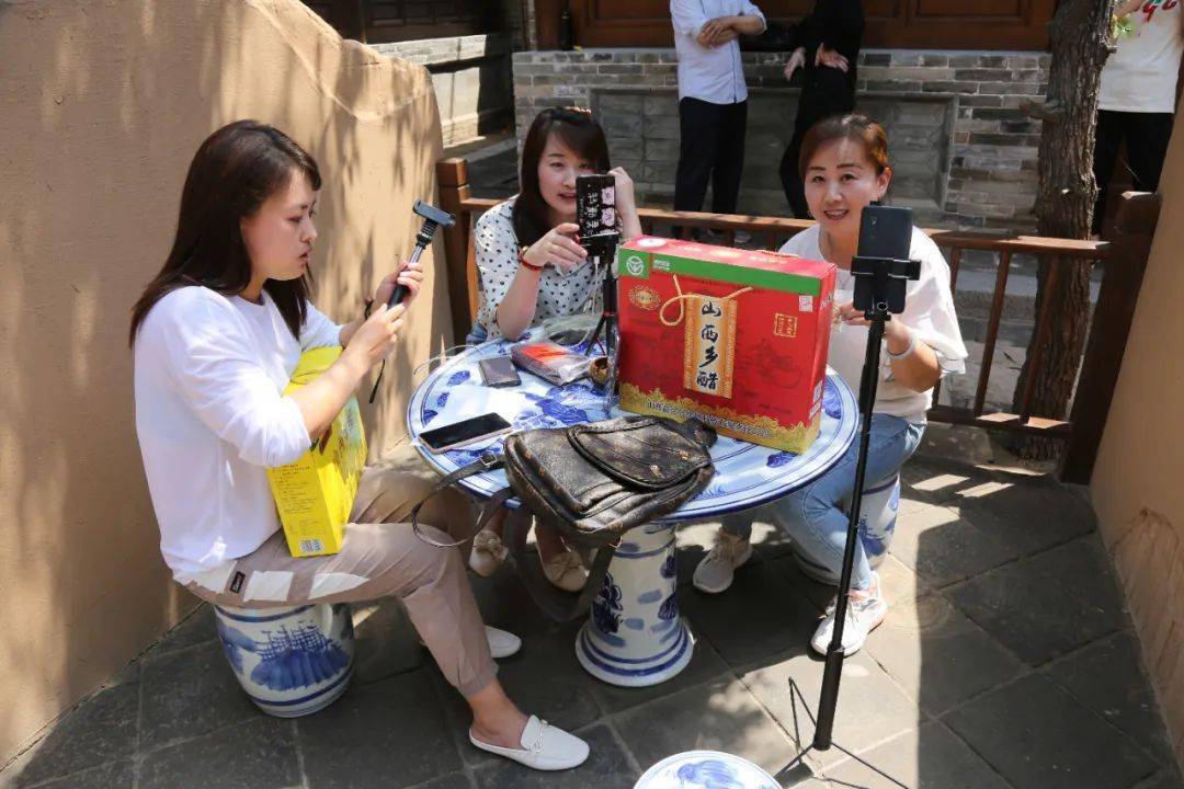 歌扬秀荣黄河韵舞动忻府偏关情忻州古城偏关院落正式建成运营