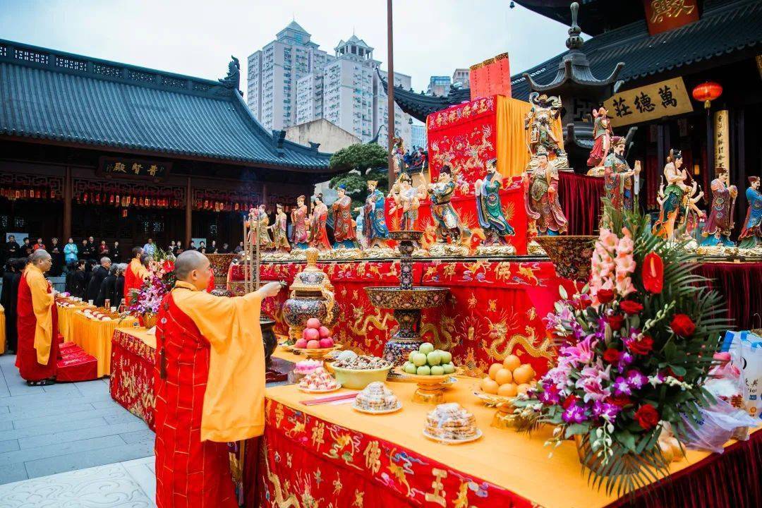 华严共修大法会用二十一天培福增慧广种善根