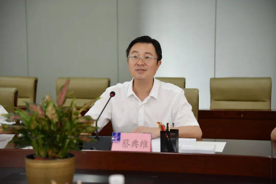 武冈市到集团洽谈深化合作