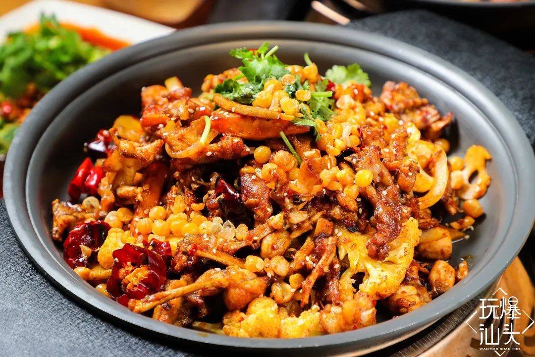 汕头这家人气干锅开新店了,带你吃肉吃到high!