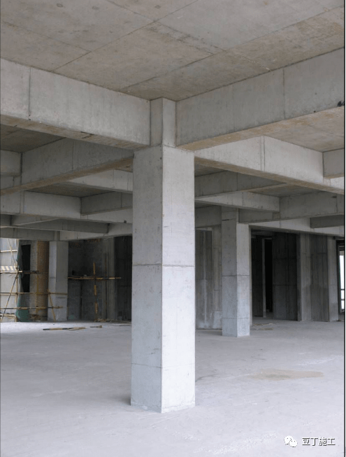框架柱截面尺寸准确混凝土工程梁板后浇带采用独立的支撑体系梁板