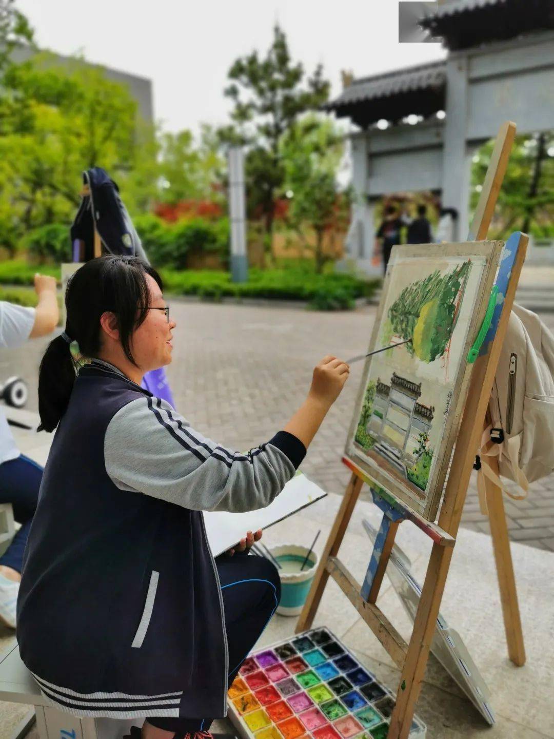 校园入画之初夏记录青岛六中高二学生校园写生