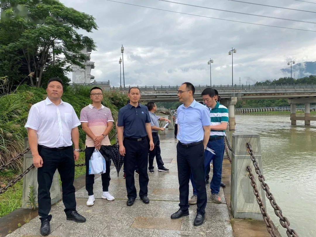 中国皮划艇协会执行主任中国赛艇协会秘书长万红军一行来龙泉考察