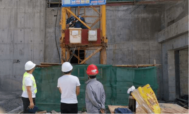 争创安全生产标杆践行智慧工地建设