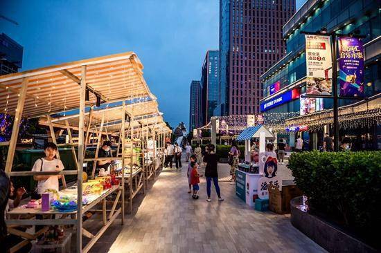 "银河汇音乐市集"开启郑东新区夜经济示范街区新格局
