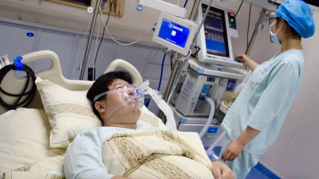 "假如我是患者" 市中心医院重症医学科开展"换位体验"活动_病人