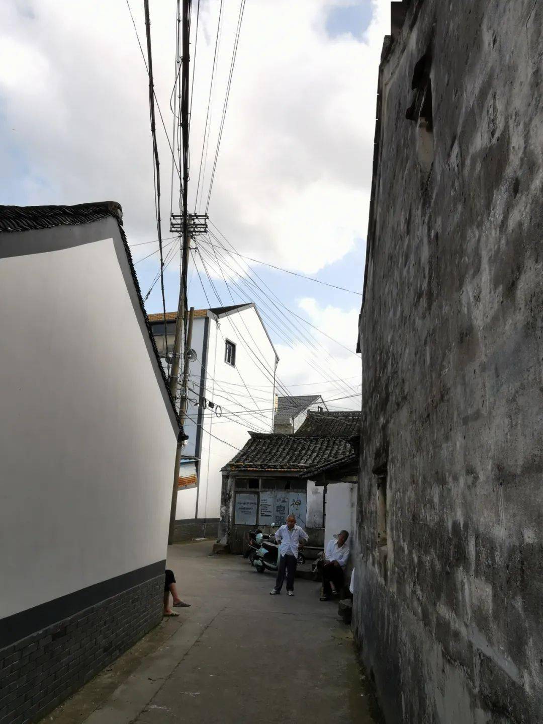 而双湖村西侧的白洋湖则也是我国青瓷文化的重要生产基地和港口
