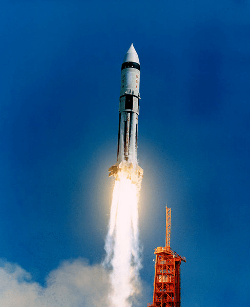 第二级火箭采用了氢氧发动机