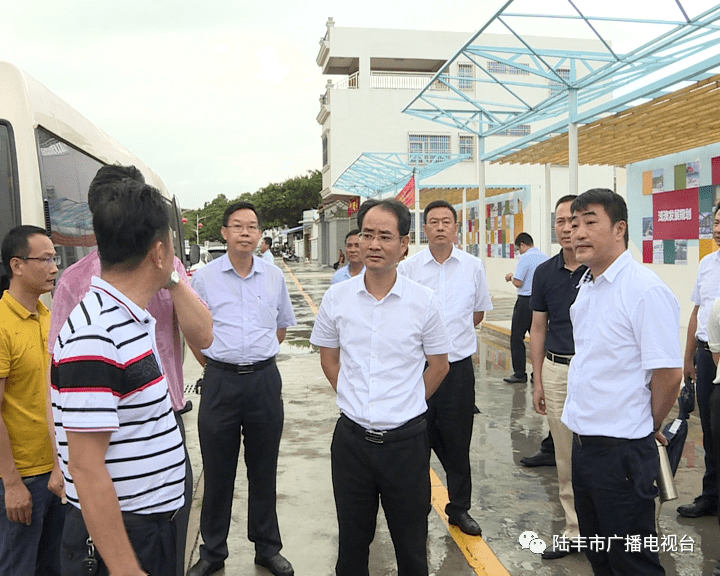 许伟明调研美丽乡村景观示范带规划建设工作