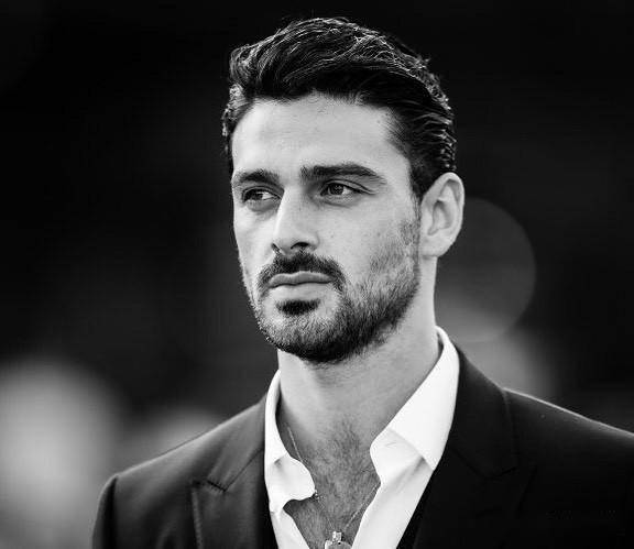 黑帮大佬和我的365日霸道男神主角michelemorrone