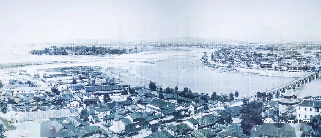 展出的50年代部分照片,记录了新中国成立后上饶翻天覆地的变化,人民兴