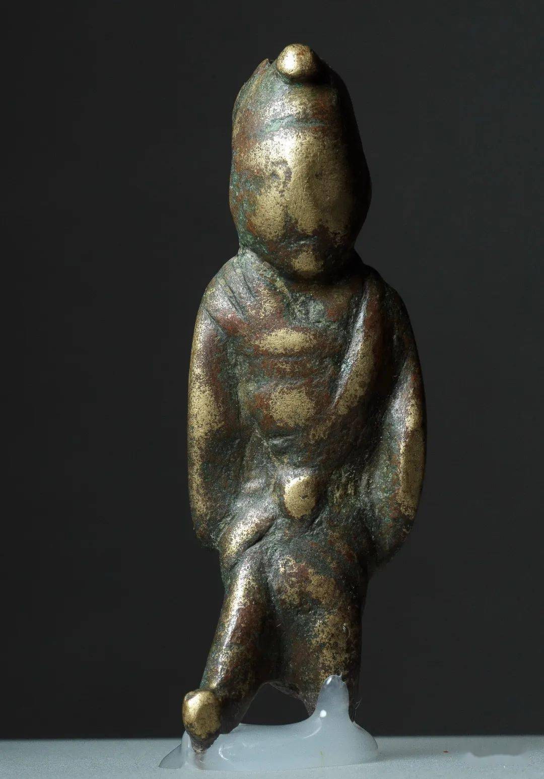 嬉戏娃娃惹人疼爱:宋辽铜人组团亮相韩天衡美术馆《回眸两宋》展