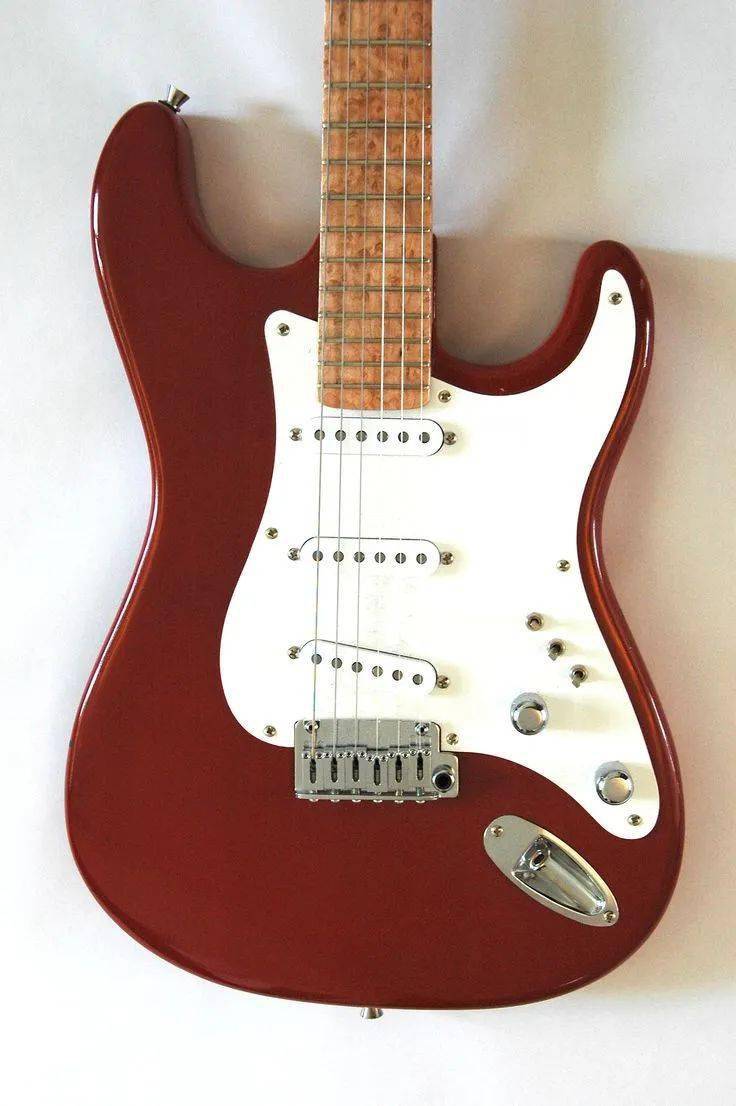 再现恐怖海峡吉他大师markknopfler使用过的schecter吉他