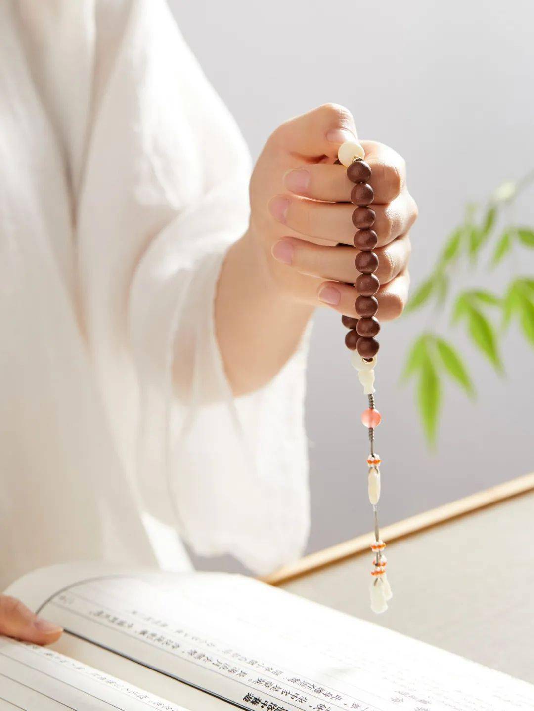 众筹丨沉檀龙麝香珠手串,融合四大名香,非遗传承,古法手作