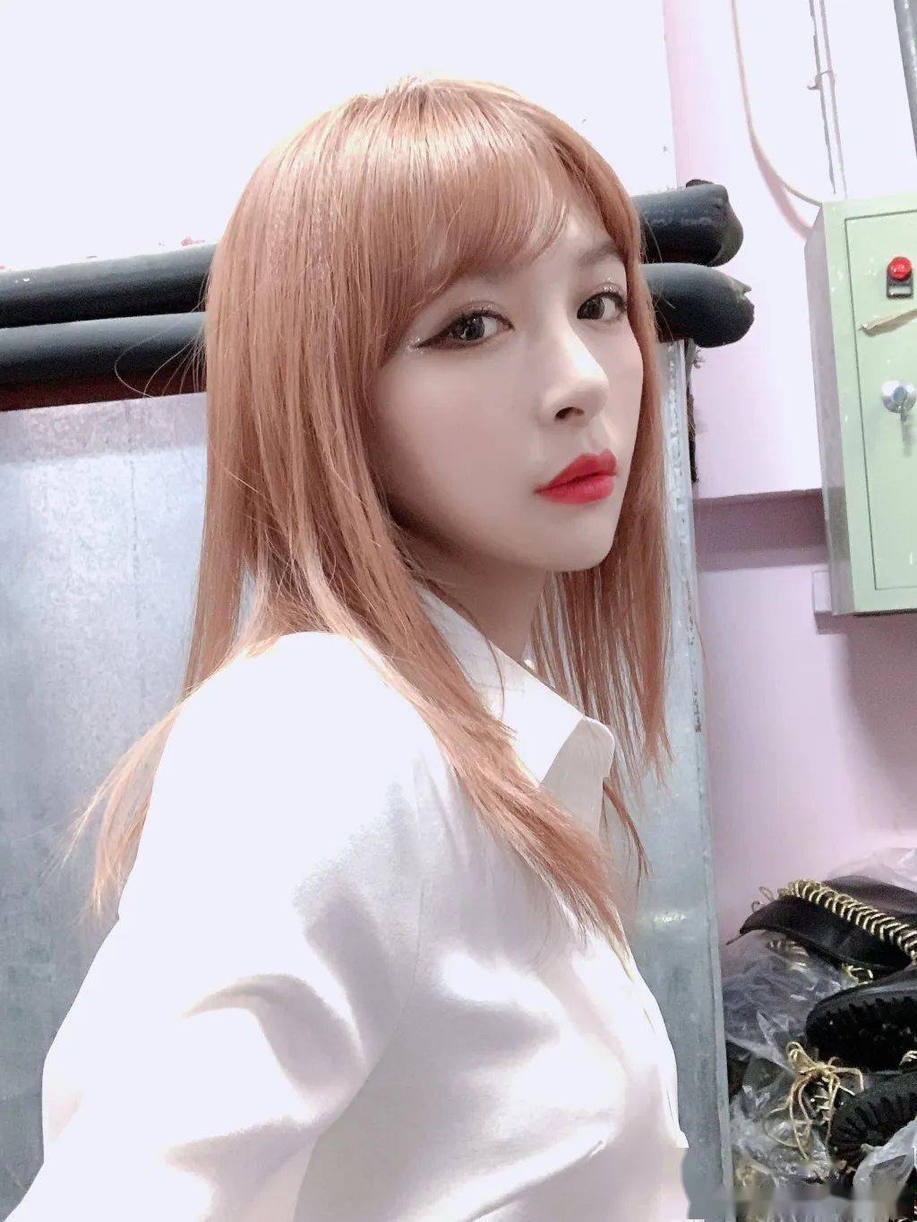 每刻美丨许佳琪,张语格.让婧妹示范明媚夏日发色