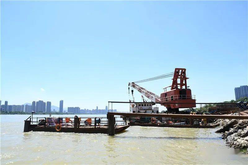 预计10月完工闽侯甘竹大桥首次进行大手术