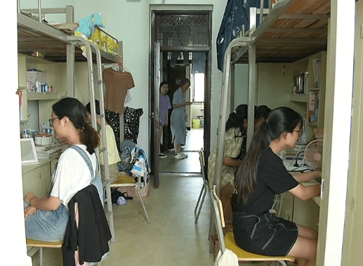 萍乡学院"学霸女寝"组团晋级,10人全部考上研究生_教育