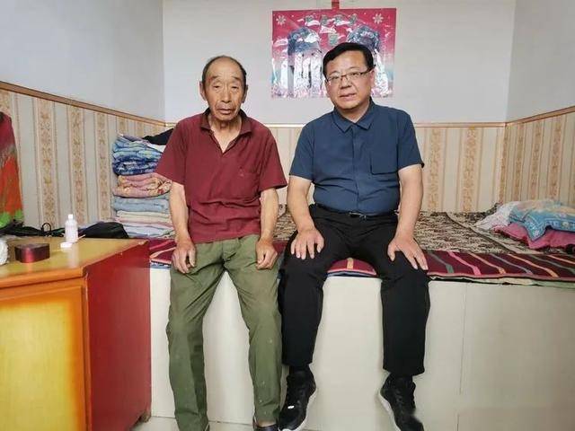 决战决胜脱贫攻坚县领导深入各乡镇调研指导脱贫攻坚工作