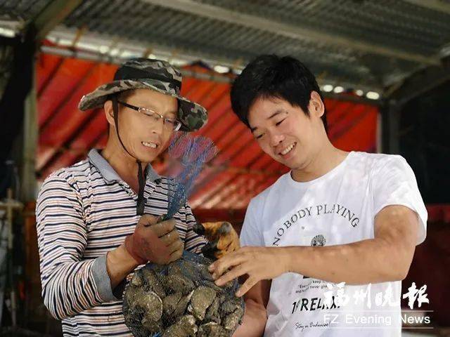 沿着滨海大通道一路驰骋,50分钟后便来到"福州最美海湾—连江县