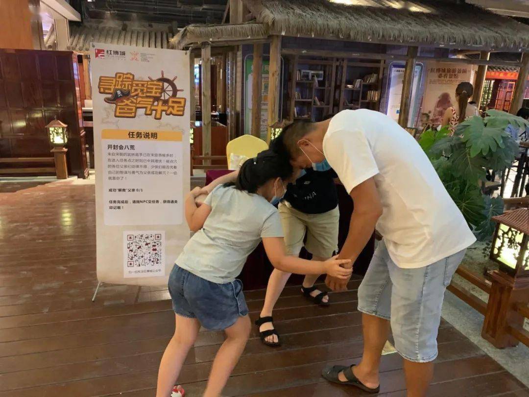 有以亲情为基础和纽带的默契配合李儒本工作室的"你画我跟"有感受到