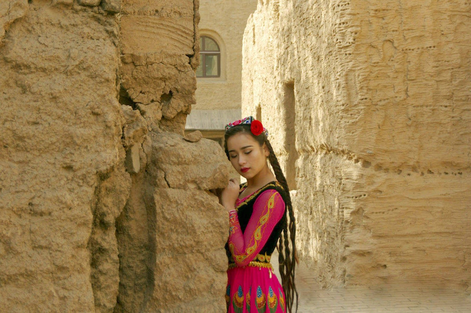 翩翩起舞的姑娘好漂亮