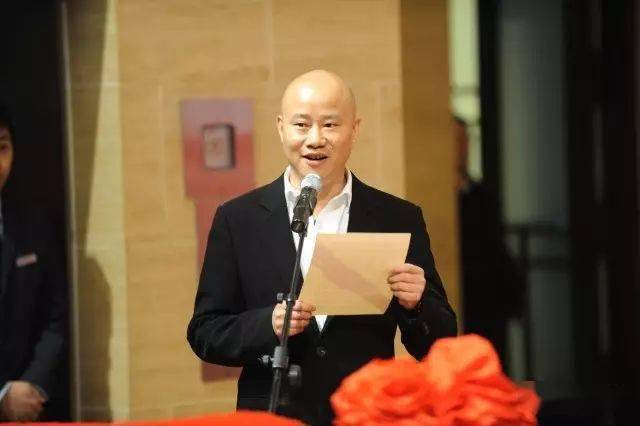 美术馆历史上首次举办紫砂艺术个人展,我们之所以把机会给了吕俊杰,是