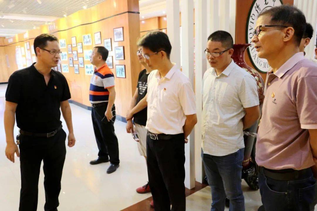 侨光中学党总支部鹏峰二中党支部开展庆祝建党99周年暨教育教学座谈