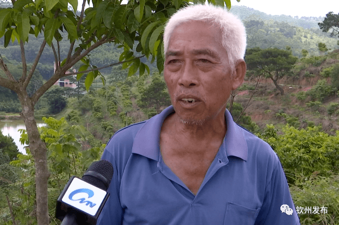 浦北县三合镇新村村贫困户何文庆:包有五亩地的工,一年有14000元的