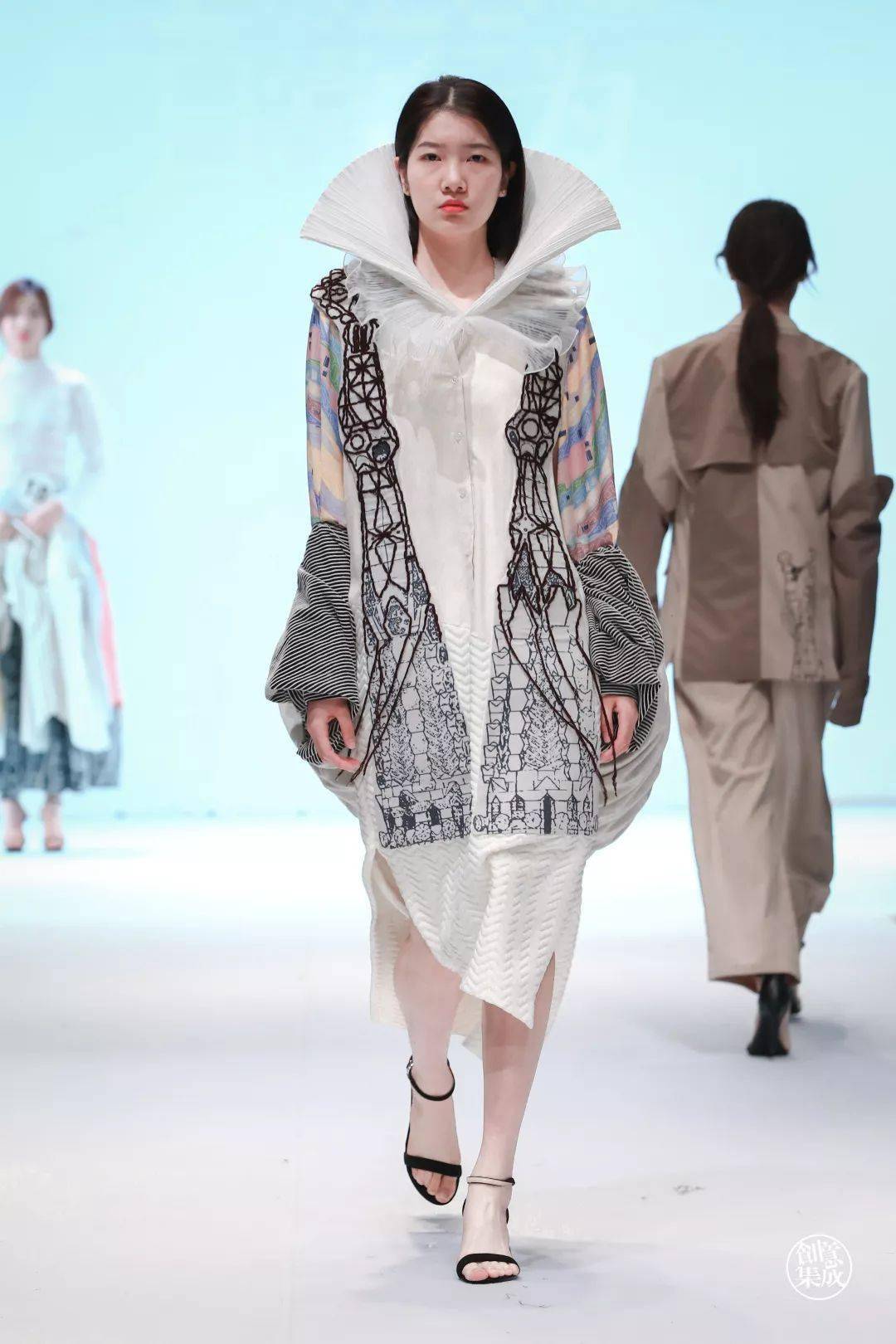 2020东华大学服装与艺术设计学院服装艺术设计专业二零一六级毕业作品