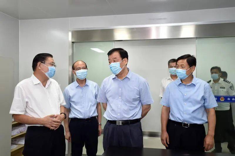 刘奇书记来到基层看望慰问一线禁毒民警,调研推进全省禁毒工作