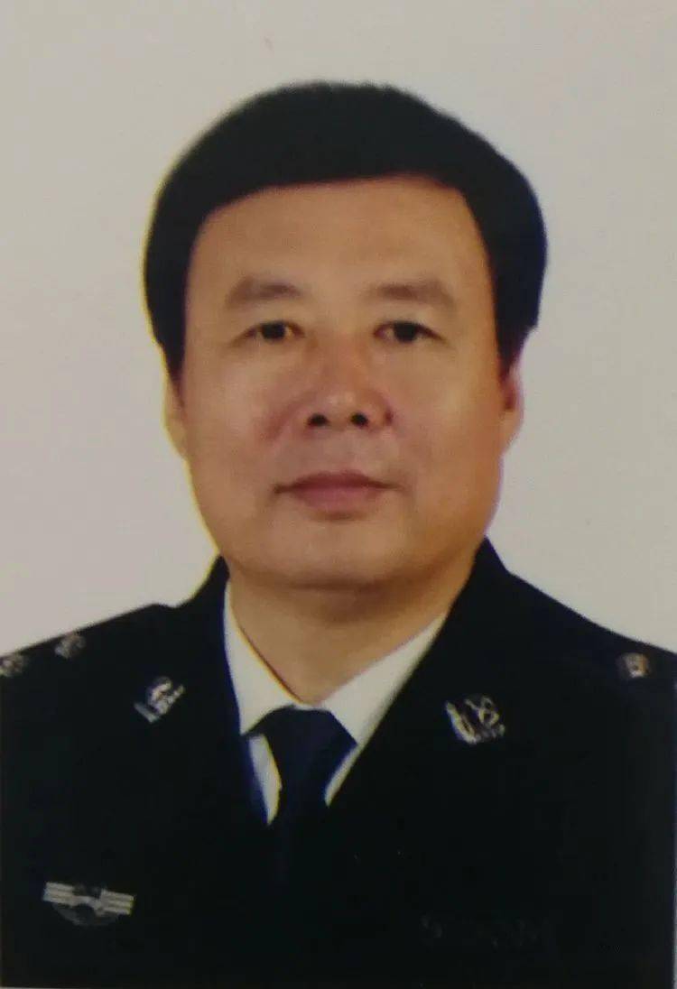 重庆现任公安局长娄杰图片