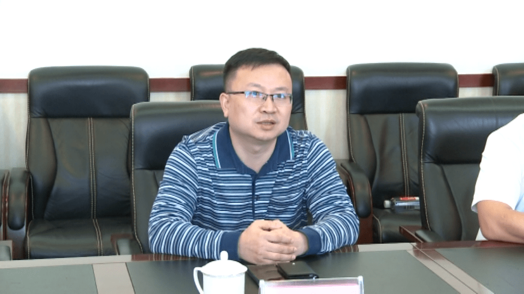 平安智城团队与我区就智慧城市项目进行研讨_孟鑫