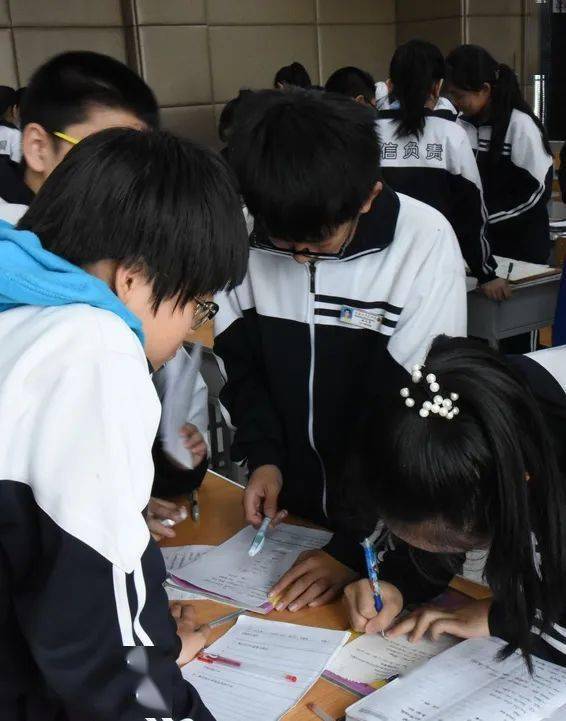 做有温度的教育成就师生幸福人生