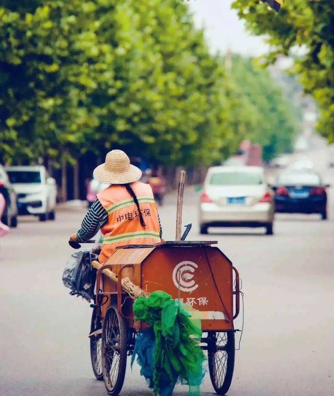 感动摄影师镜头下的环卫工人