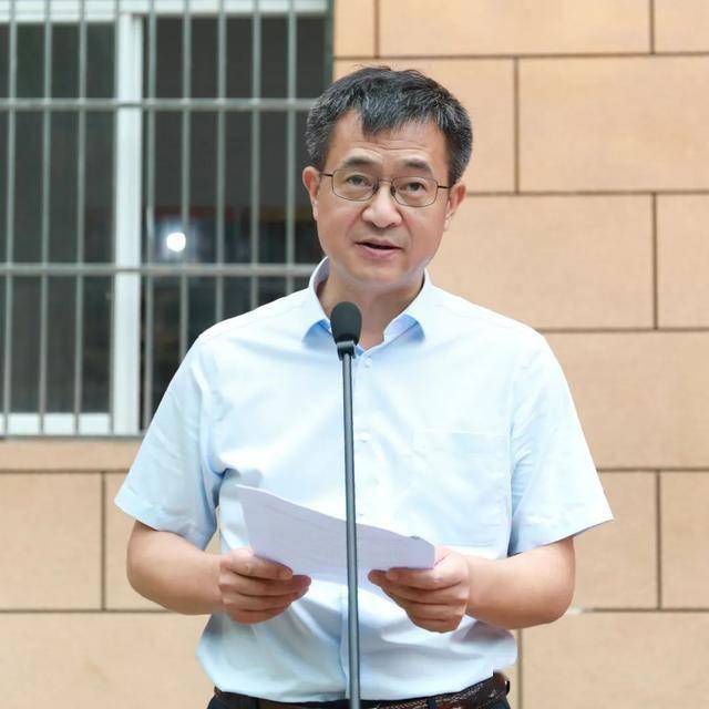 助力女童教育深化东西协作丨山凤凰关爱基金正式成立