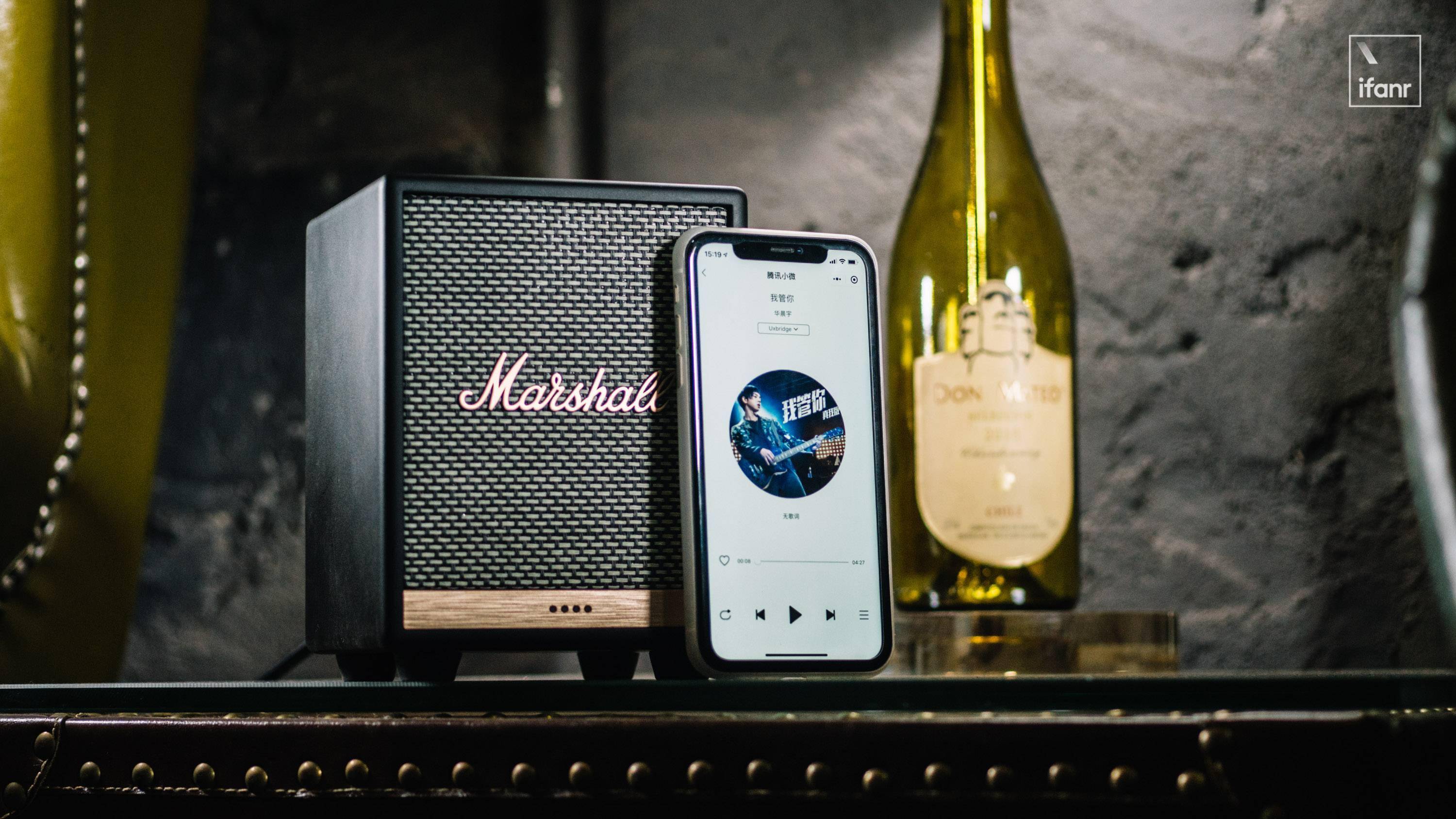 小而智能,这是个「另类」的 marshall 音箱