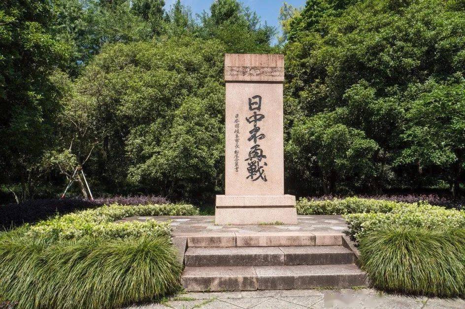 叮咚欢迎乘坐西湖特供专列西湖爱国主义专线