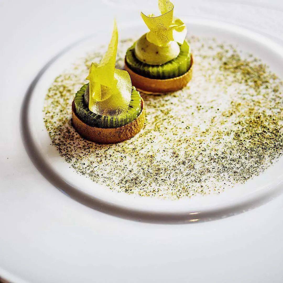 法式提拉米苏?这40款"酒店系"升级版创新法甜太有想法了!_甜点