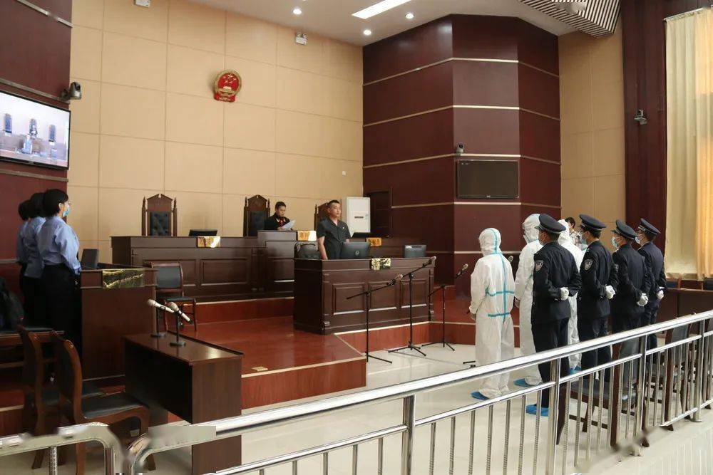 扫黑除恶 6月30日下午,岷县人民法院对本院提起公诉的黎某某等4人寻衅