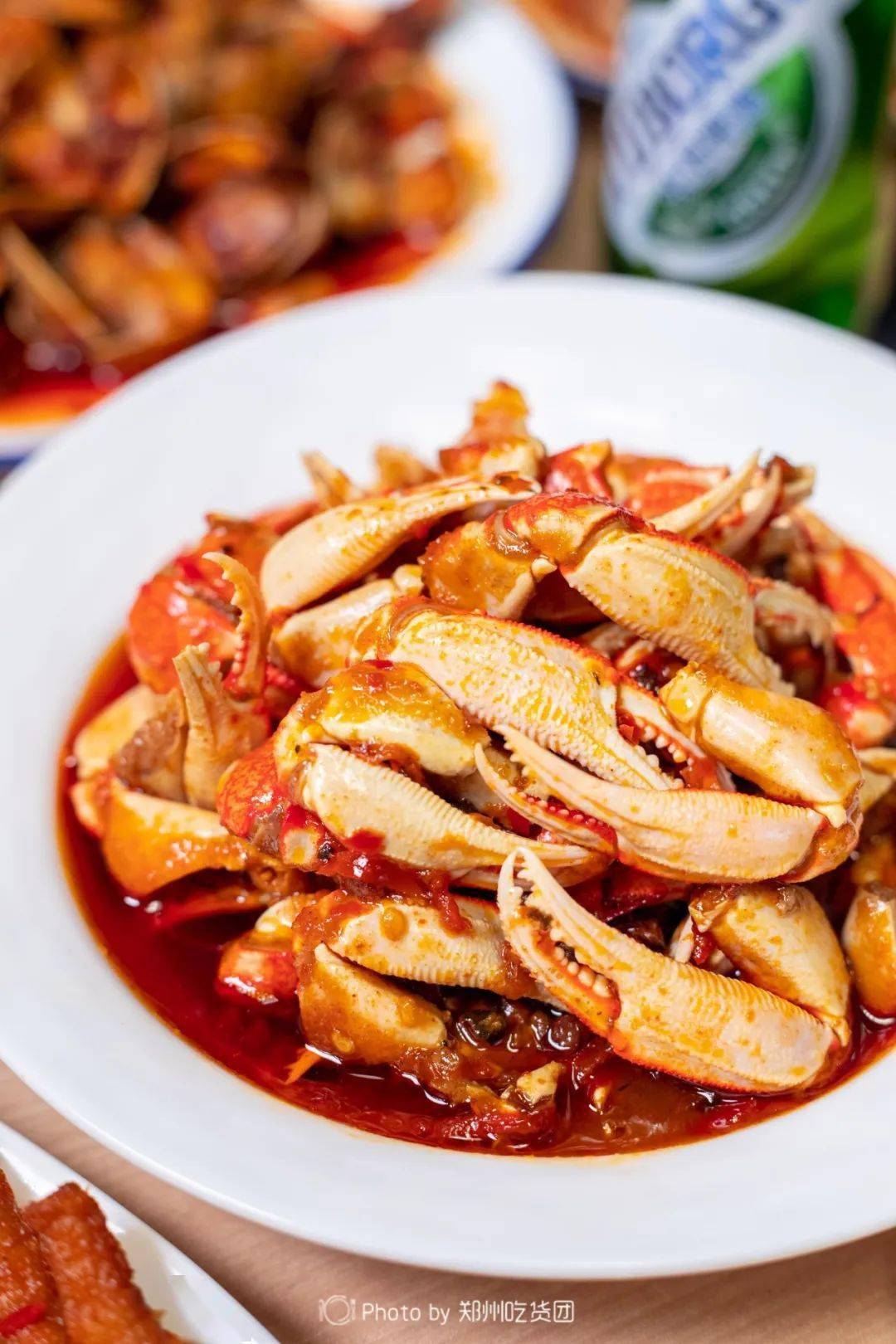 爆火10年的龙虾老店,堪称【王者级夜宵】_香辣