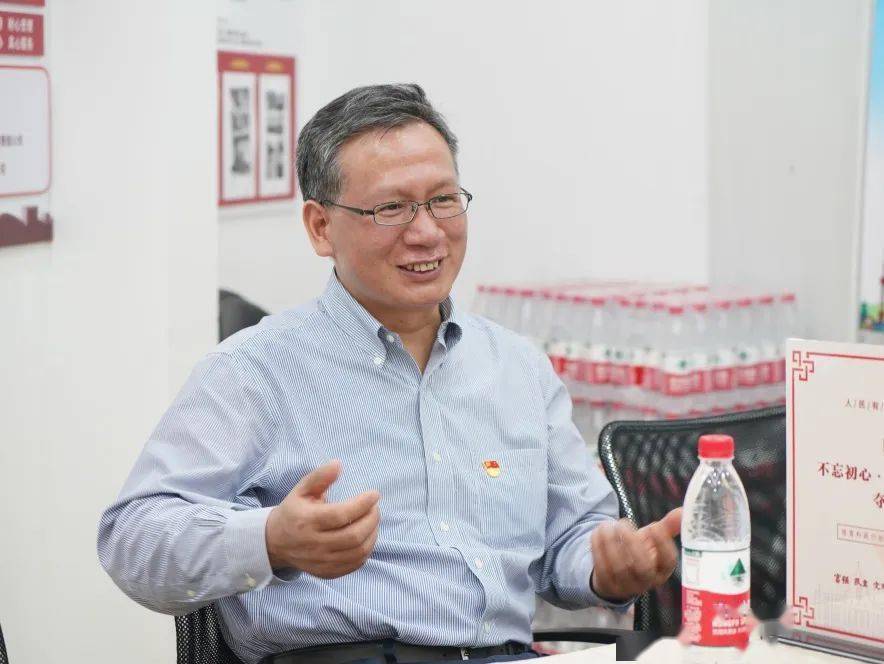 要闻丨区委常委政法委书记吕南停走访慰问豫园街道基层党组织及困难