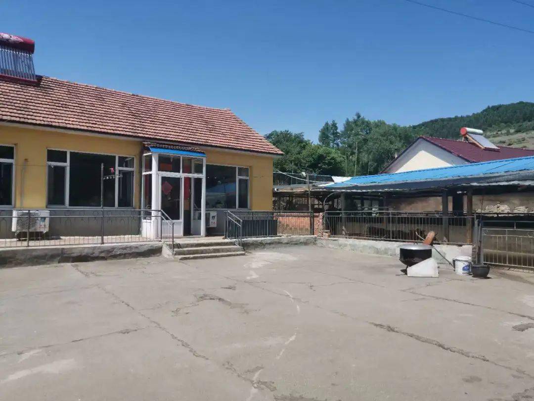 大泉源乡召开美丽庭院干净人家巾帼百日攻坚行动现场会