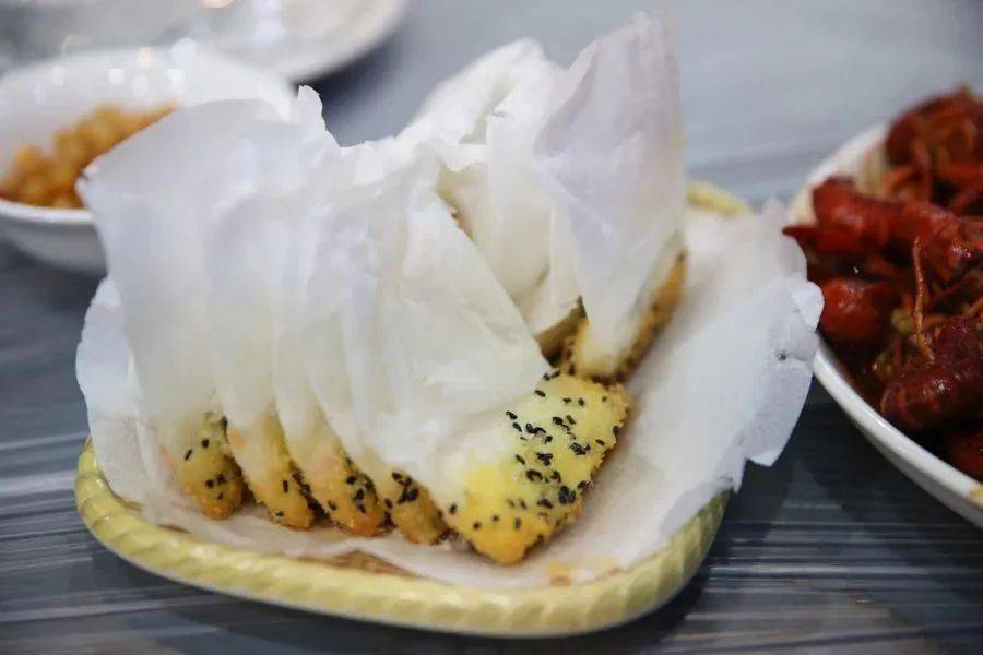纸包豆腐