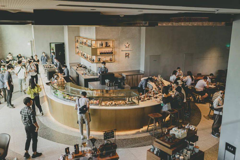 星巴克臻选酒坊来了,西南第①家!