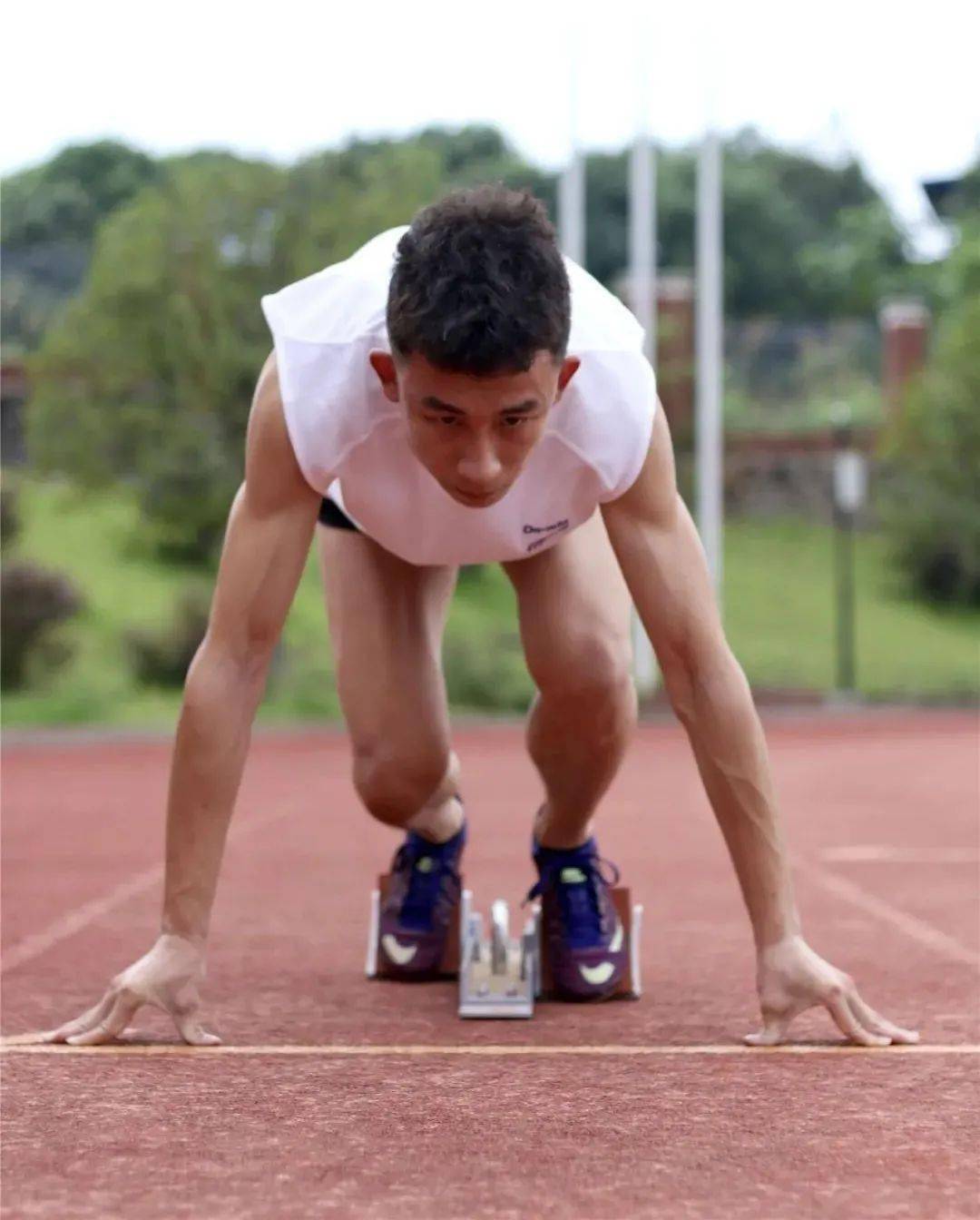 追风少年18岁浏阳飞人跑成国际冠军