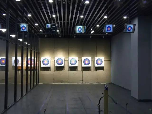 闷闷闷苏州老爸遛娃太霸道拉弓射箭一天就野了