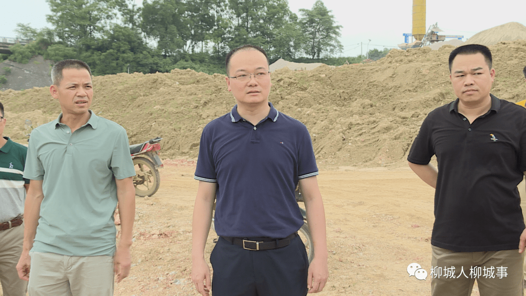 县长阳天到凤山镇调研重大项目,脱贫攻坚等多项工作